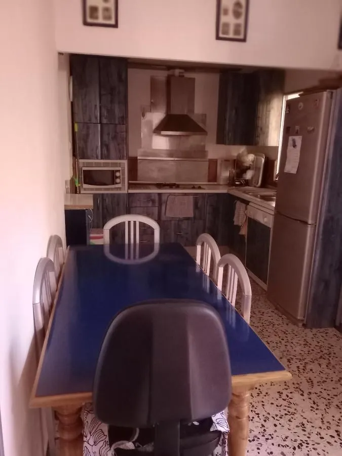 Habitación en casa particular Cerca de Sevilla aerodromo y bosque suspenfido Bollullos de la Mitación España