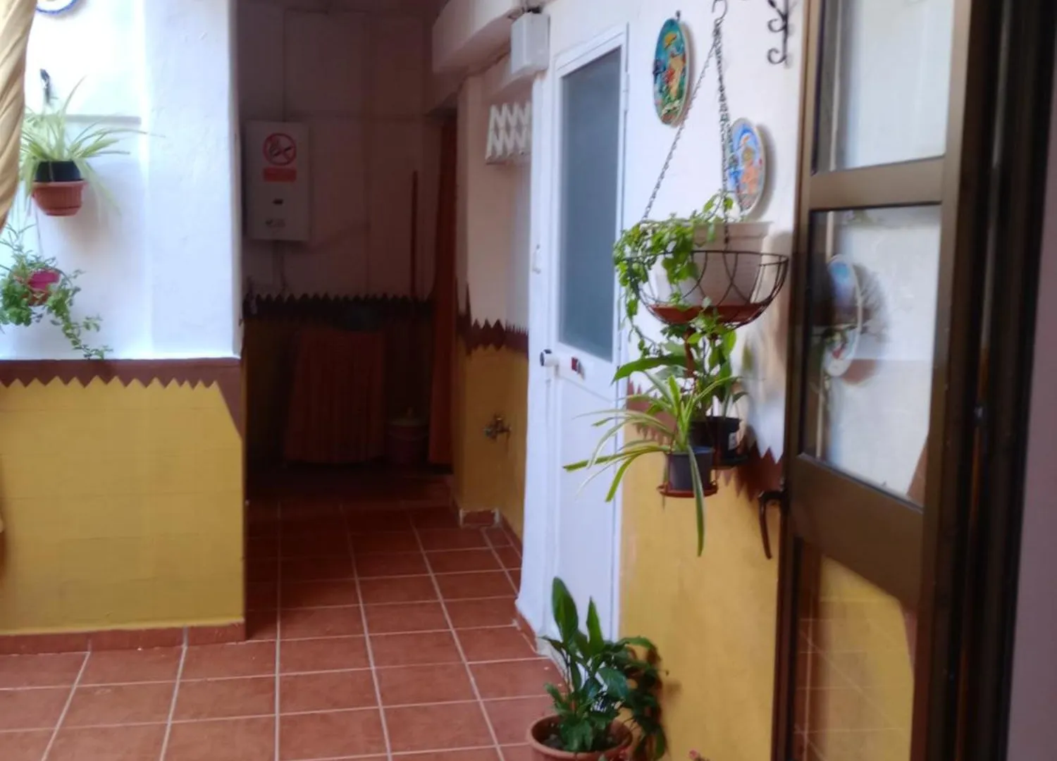 Cerca de Sevilla aerodromo y bosque suspenfido Bollullos de la Mitación España